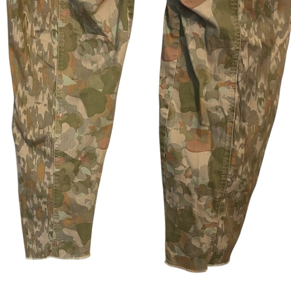 LOGO by Lori Goldstein Green and Brown Cargo Pants - Picture 3 of 9